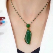 Fashionable Beauty Waist Jade Necklace