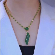 Fashionable Beauty Waist Jade Necklace