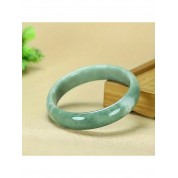 Natural Jade Bracelet: Fashionable & Minimalist