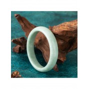 Natural Jade Bracelet: Fashionable & Minimalist