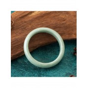 Natural Jade Bracelet: Fashionable & Minimalist