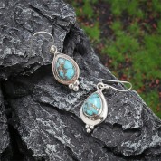 Exquisite Turquoise Jade Pendant Earrings Set