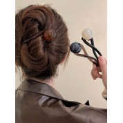 Versatile Pearl Hair Clip For Stylish Updos