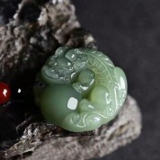 Auspicious Beast Jade Pendant: Timeless Elegance